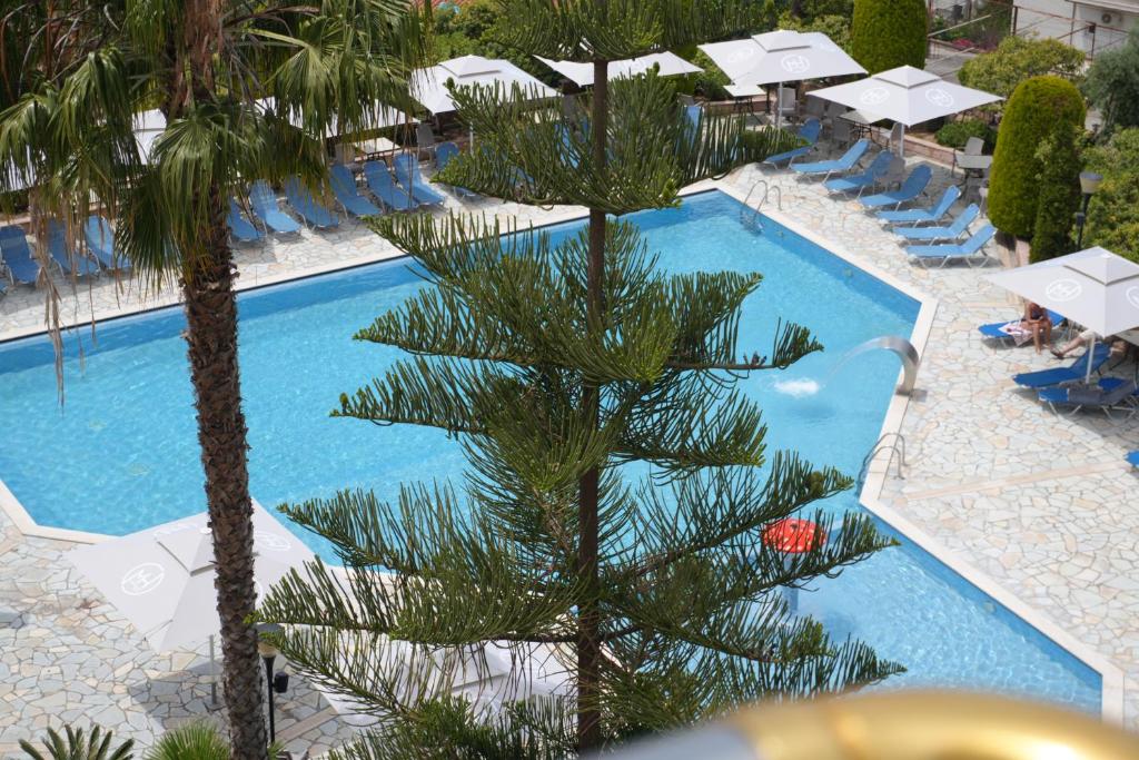 Hotel Mediterrane Saranda Exterior View