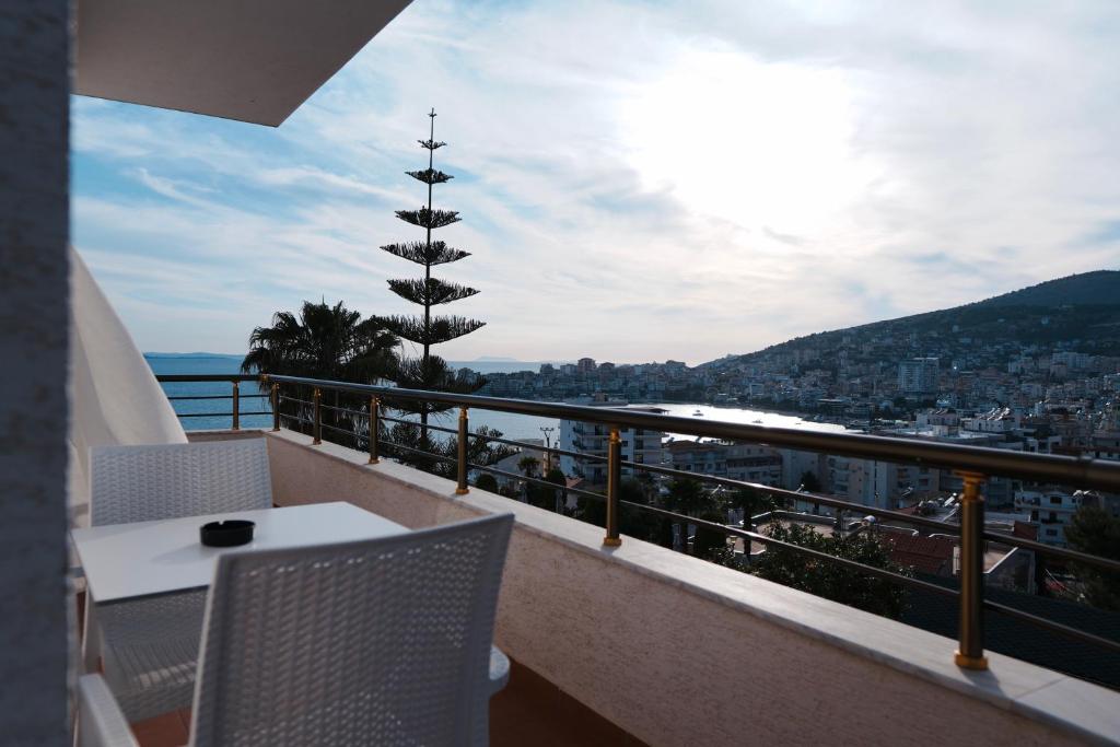 Standard Suite image 2