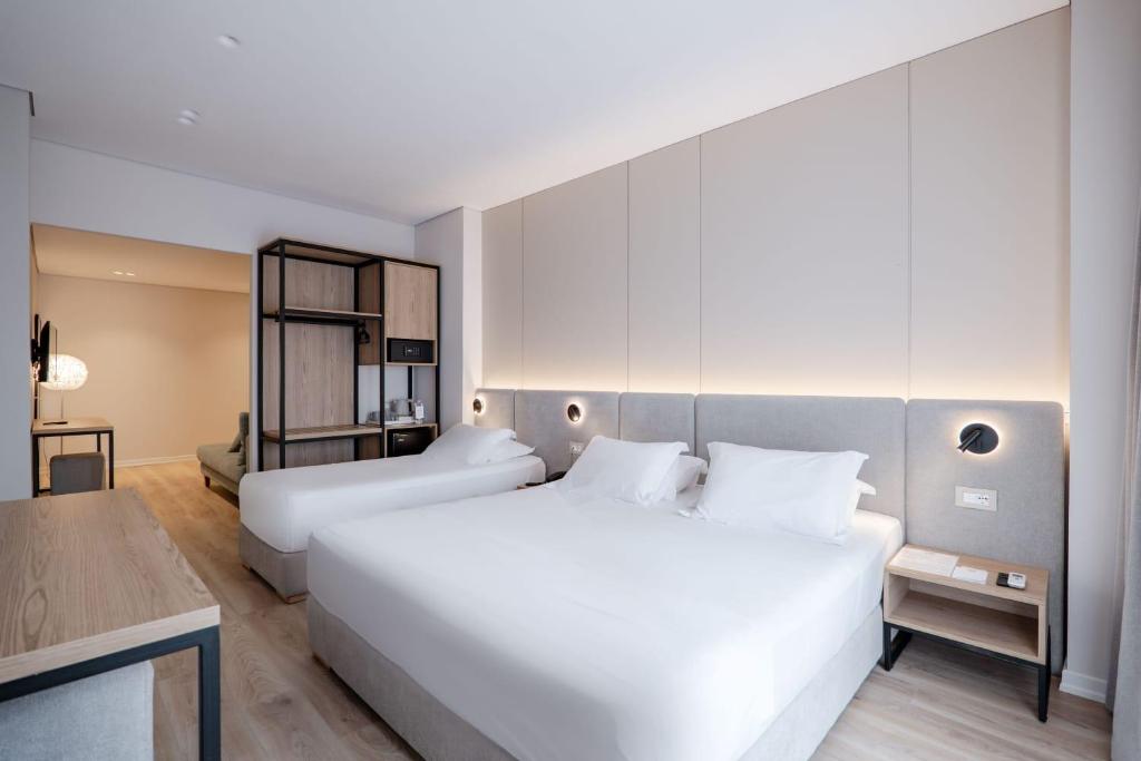 Superior Triple Room with Sea View