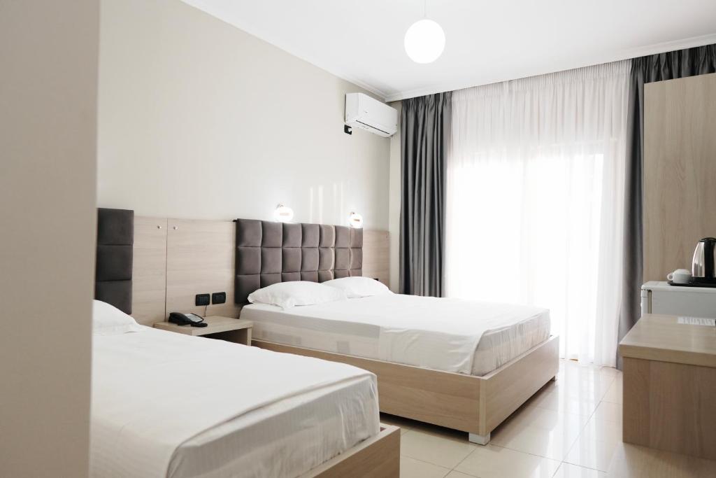 Triple Room with Sea View
